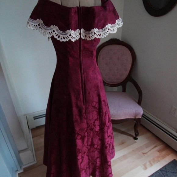 1980's Scott McClintock Burgundy Brocade Evening Gown Dress with Lace Collar - Picture 3 of 8